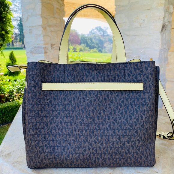 Michael Kors Emilia Large Satchel&wallet&wristlet - Picture 4 of 10